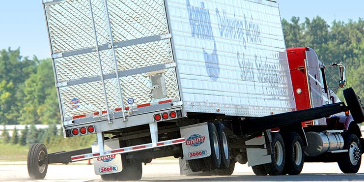 Bendix<sup>®</sup> TABS-8 advanced with trailer roll stability